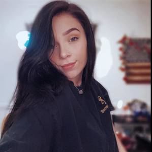 Meet your Posher, Tayler